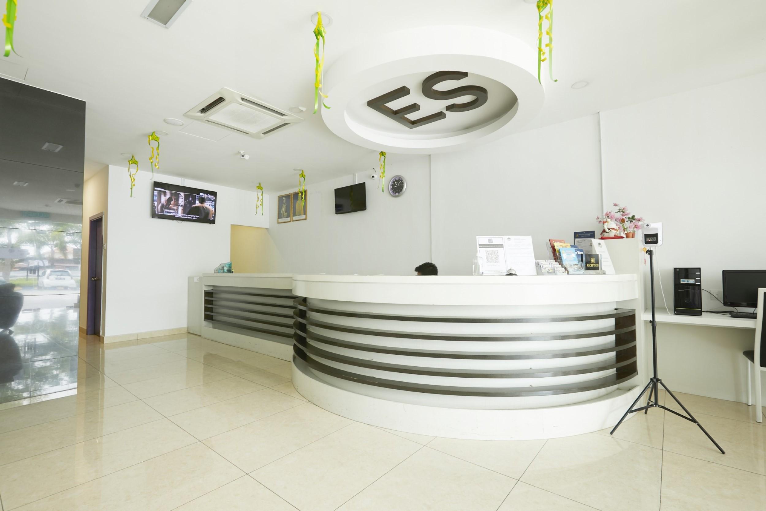 East Sun Hotel Sekinchan Exterior foto